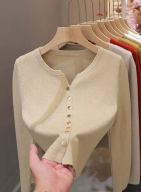 女士针织开衫春秋款外穿时尚洋气V领纯色修身短款百搭毛衣小外套