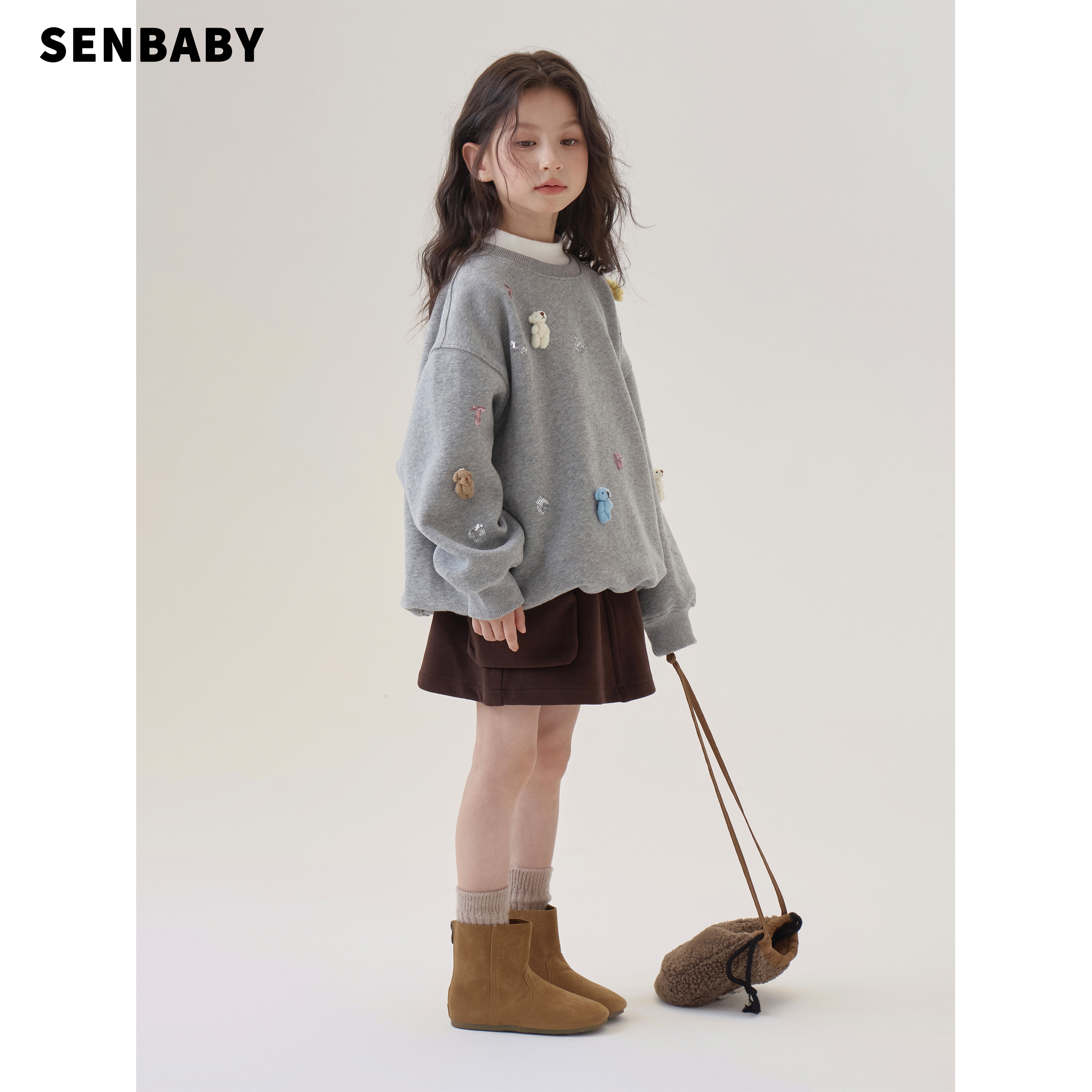 senbaby童装女童冬装加绒卫衣2025重工亮片立体小熊上衣半身裙