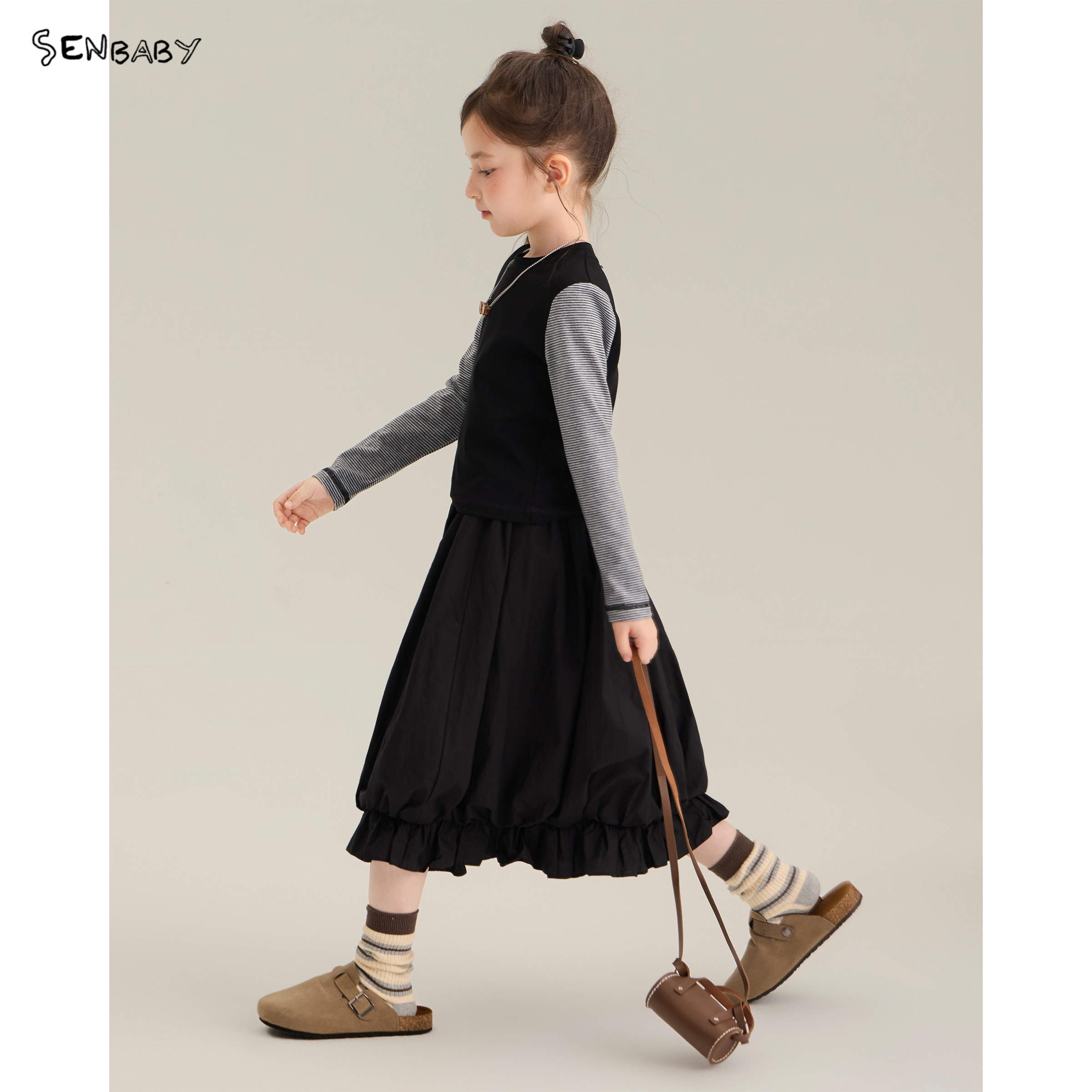 【现货】senbaby童装26秋款女童T恤百搭修身上衣+木耳边花苞半裙图片