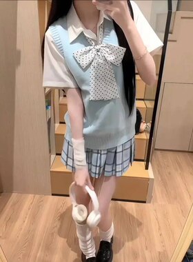 原创jk制服学院风女初秋天蓝色v领针织马甲背心毛衣叠穿格裙套装