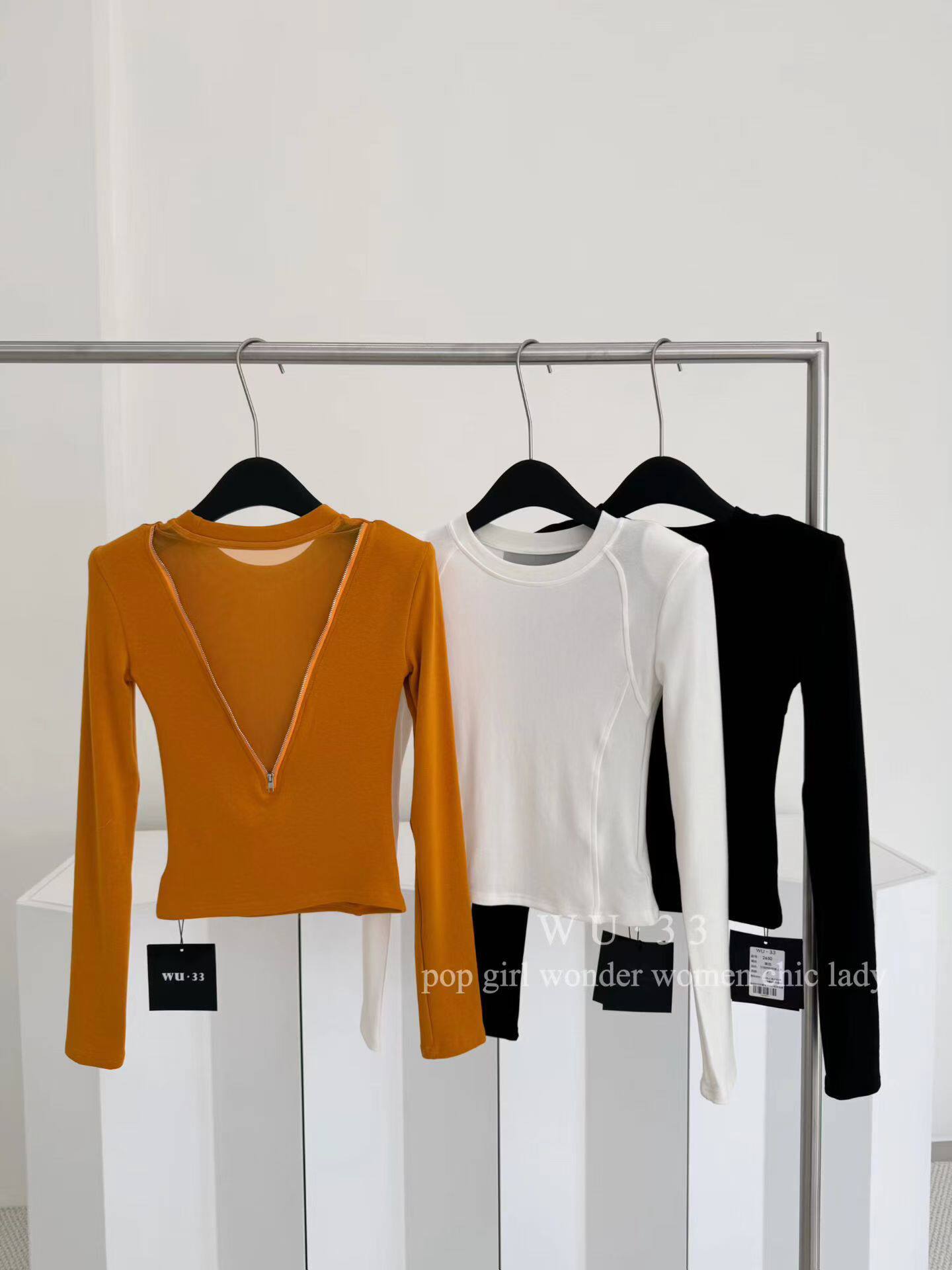 十三行2026春季韩版简约假两件后背拉链蕾丝拼接打底衫上衣T恤女