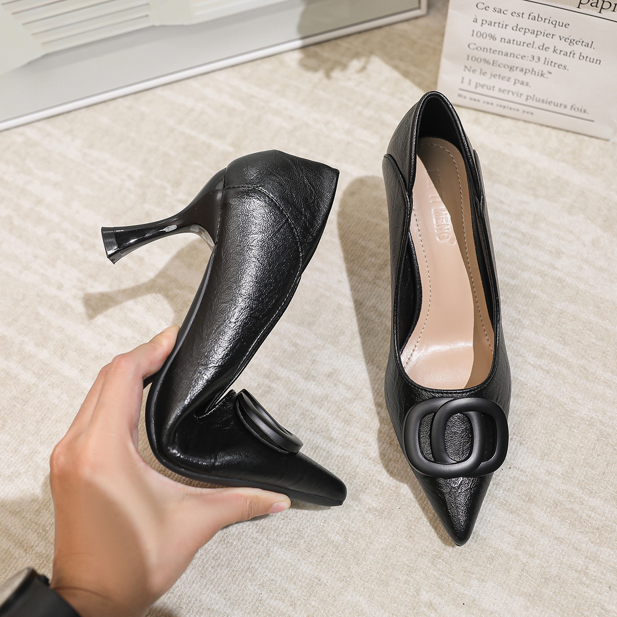 职业细跟高跟鞋女2025新款方扣软皮软底舒适气质黑色尖头工作单鞋
