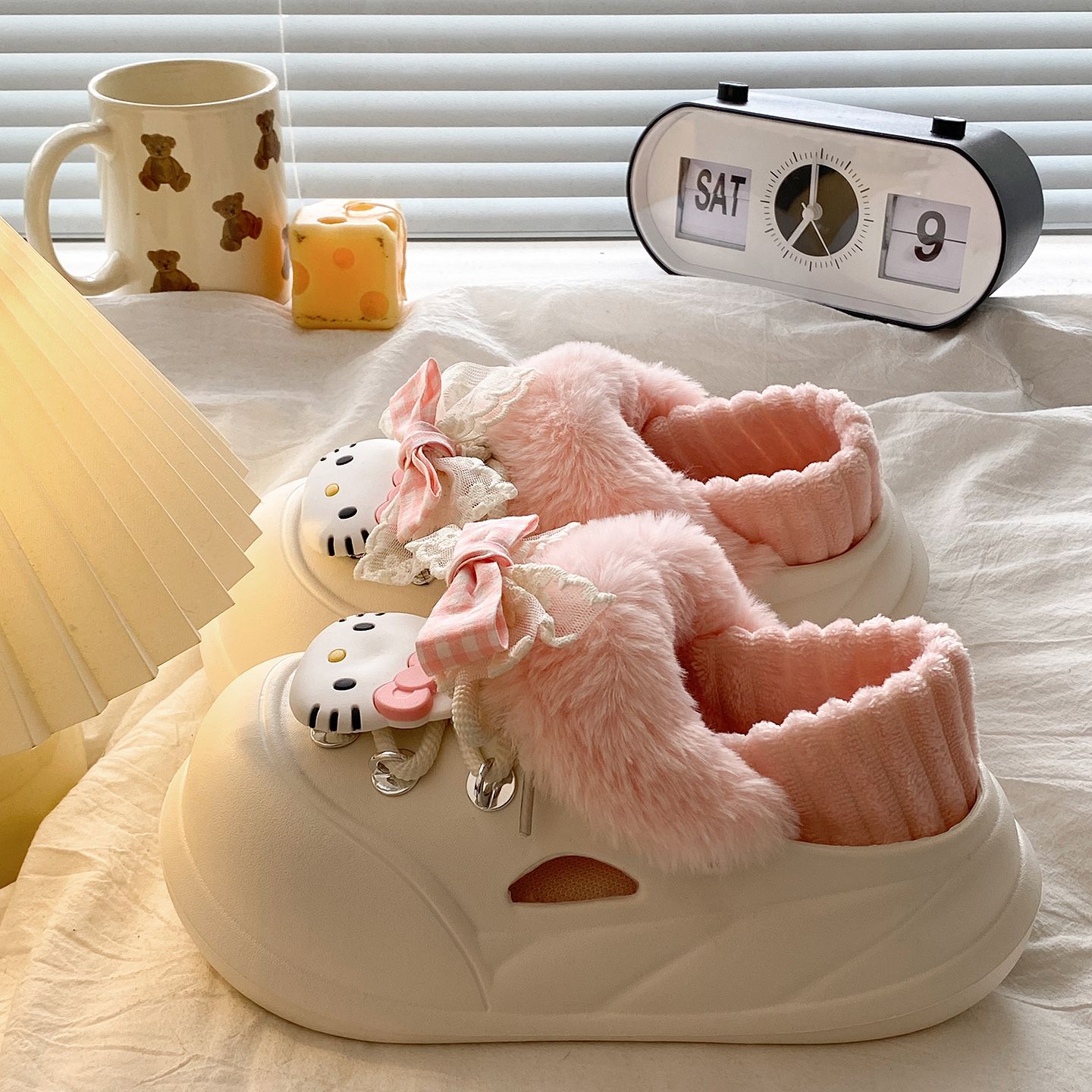 可拆卸甜美蝴蝶结小猫冬季加绒保暖百搭EVA厚底包跟外穿棉拖鞋女