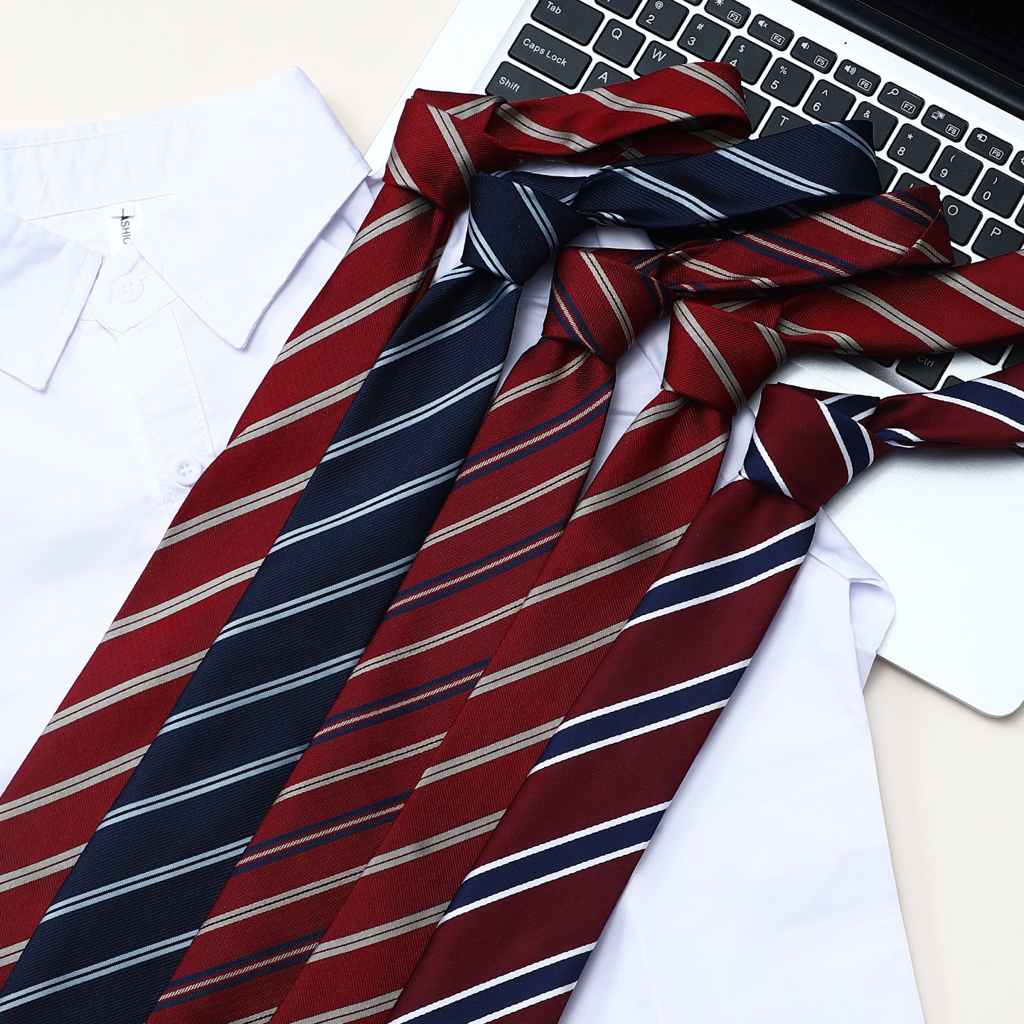 jk条纹领带女款配饰学院风男学生DK红色手打百搭领巾衬衫制服领结,服饰配件/皮带/帽子/围巾,领带,淘宝优惠券,粉丝福利购,淘宝优惠卷