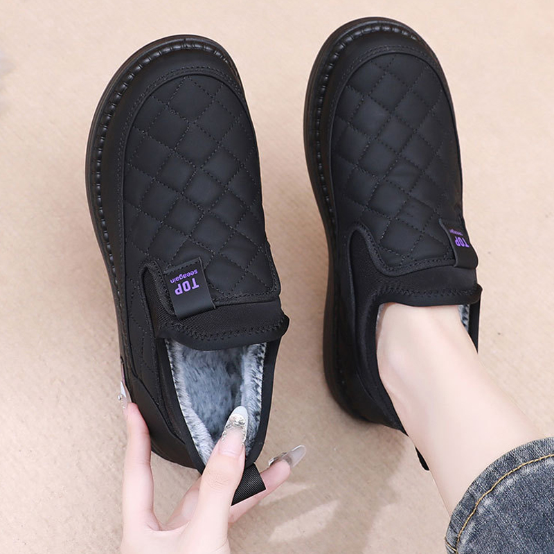 冬季新款防水皮面棉鞋女加绒加厚保暖一脚蹬雪地靴防滑平底妈妈鞋