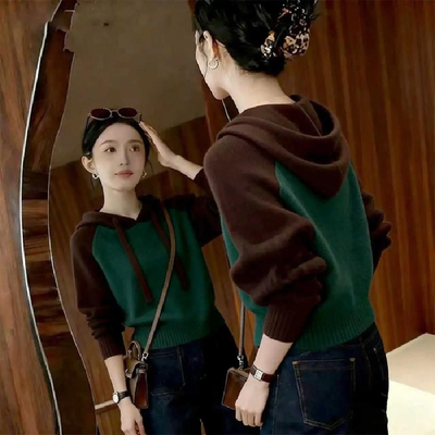 东莞大朗不起球正品毛衣新款洋气女装桐乡义乌拼色连帽打底针织衫