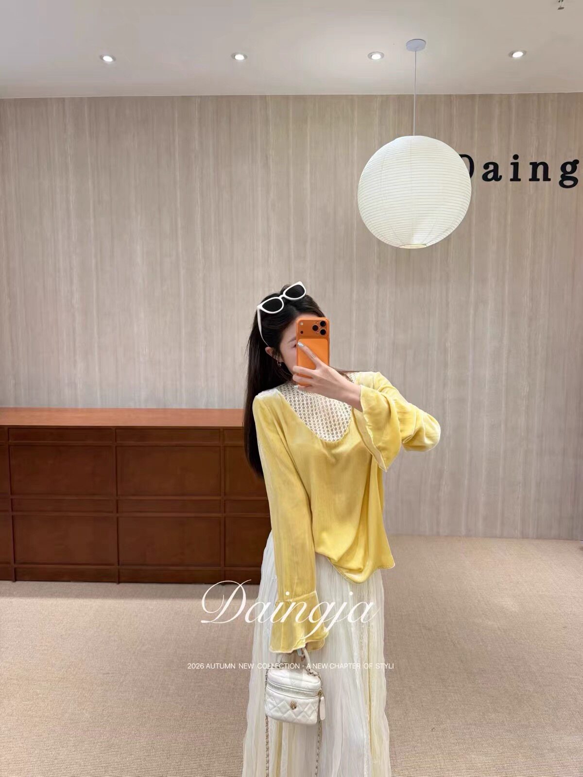 法式复古喇叭袖真丝丝绒衬衫女2026新款设计感小众宽松显瘦上衣