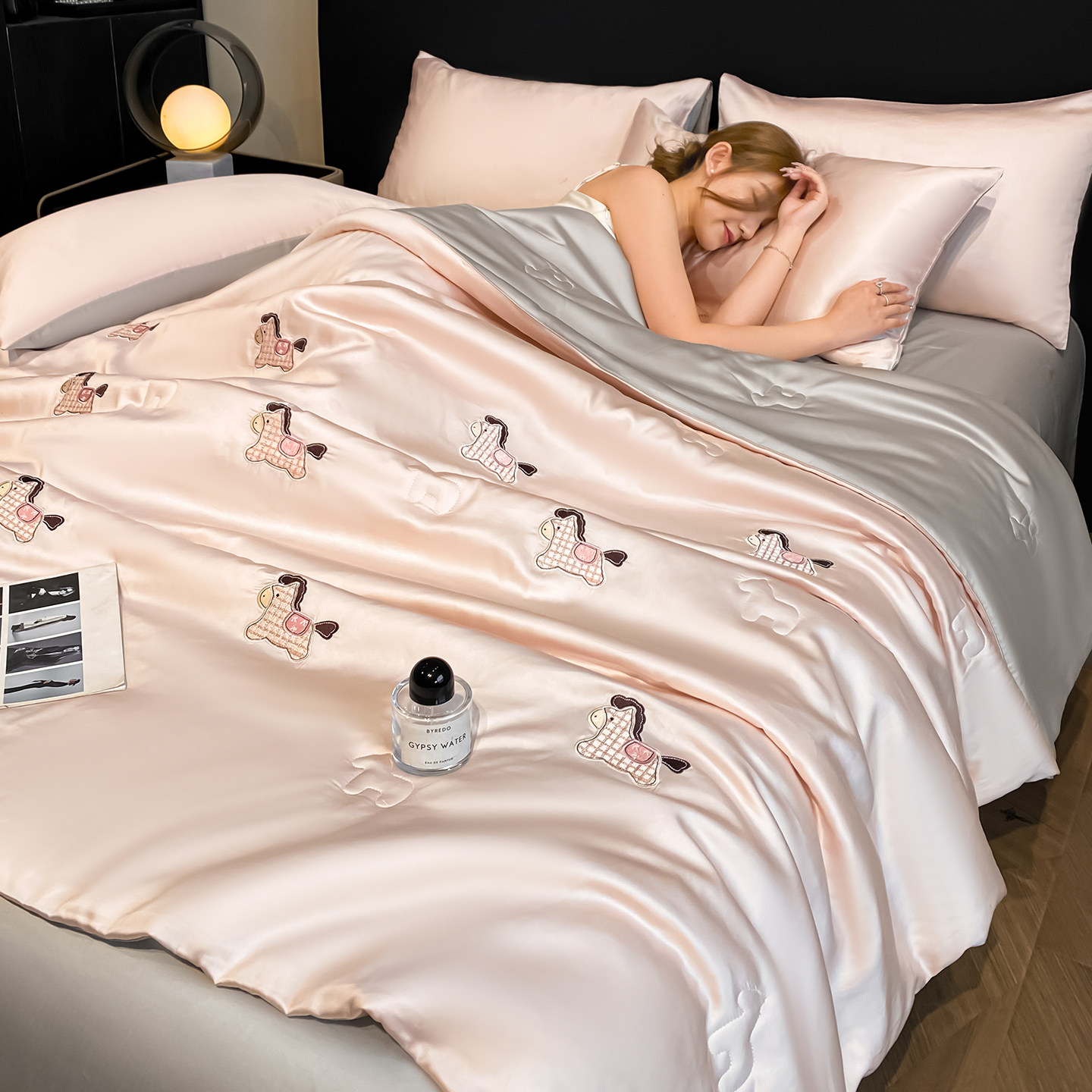 2026新款夏季凉感冰丝夏被可机洗夏凉空调被四件套一整套床单被子