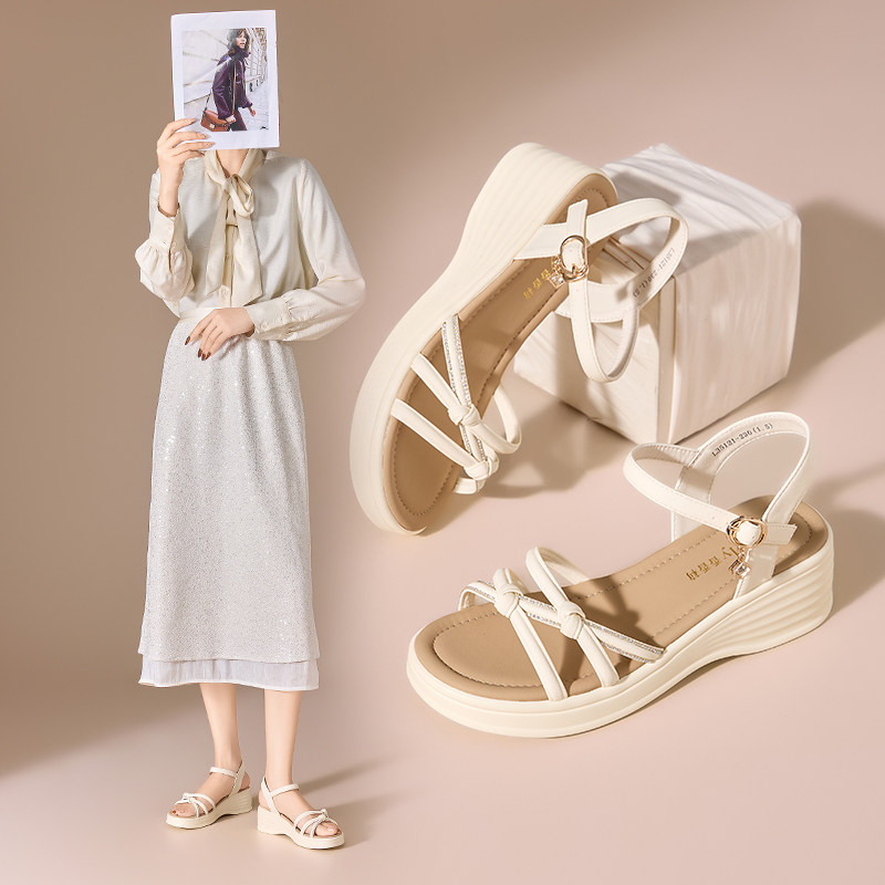 香香莉实体同款罗马绑带凉鞋女2026新款厚底松糕跟时尚百搭坡跟女