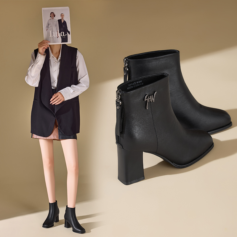 香香莉粗跟短靴女2025新款英伦风百搭加绒靴子高跟鞋女靴冬032291