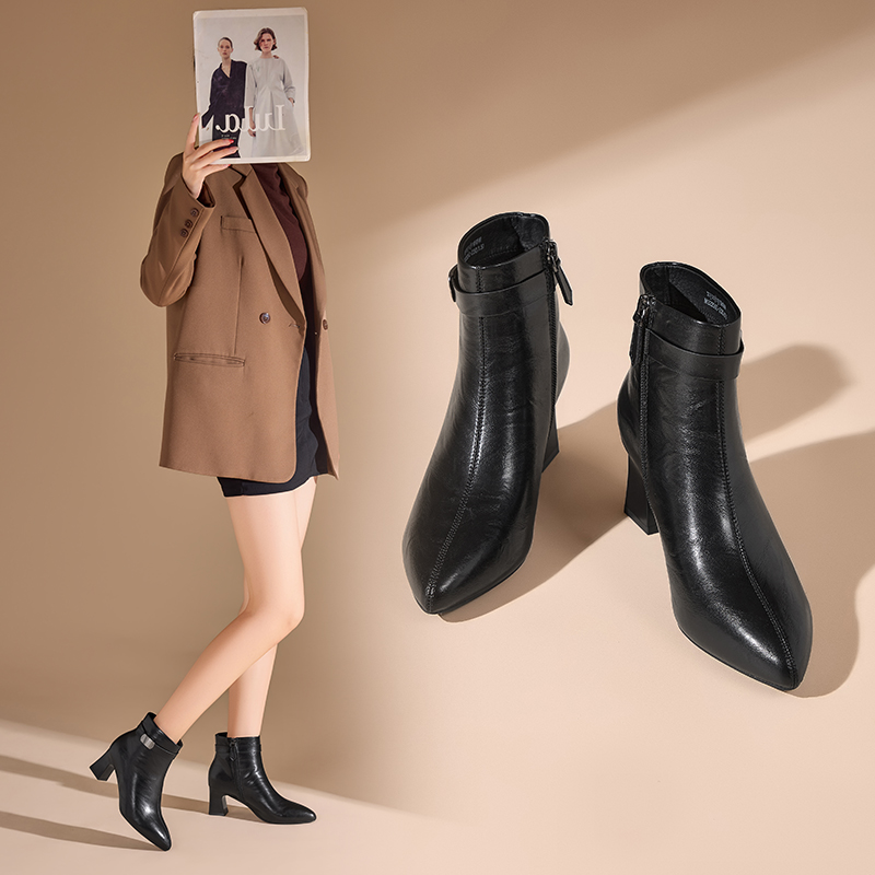 香香莉尖头粗跟短靴女2025新款英伦风百搭靴子高跟鞋女靴冬032255
