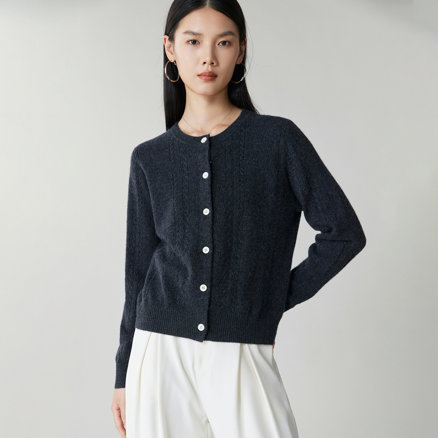 秋冬新款100%山羊绒衫时尚圆领长袖针织开衫镂空简约百搭毛衣上衣