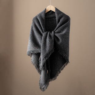 2025秋冬新款100%山羊绒披肩女加长版三角流苏七彩点百搭围巾开衫