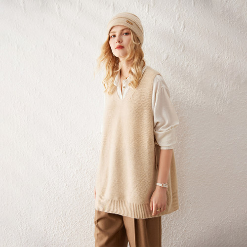 100山羊绒V领宽松无袖休闲马甲女