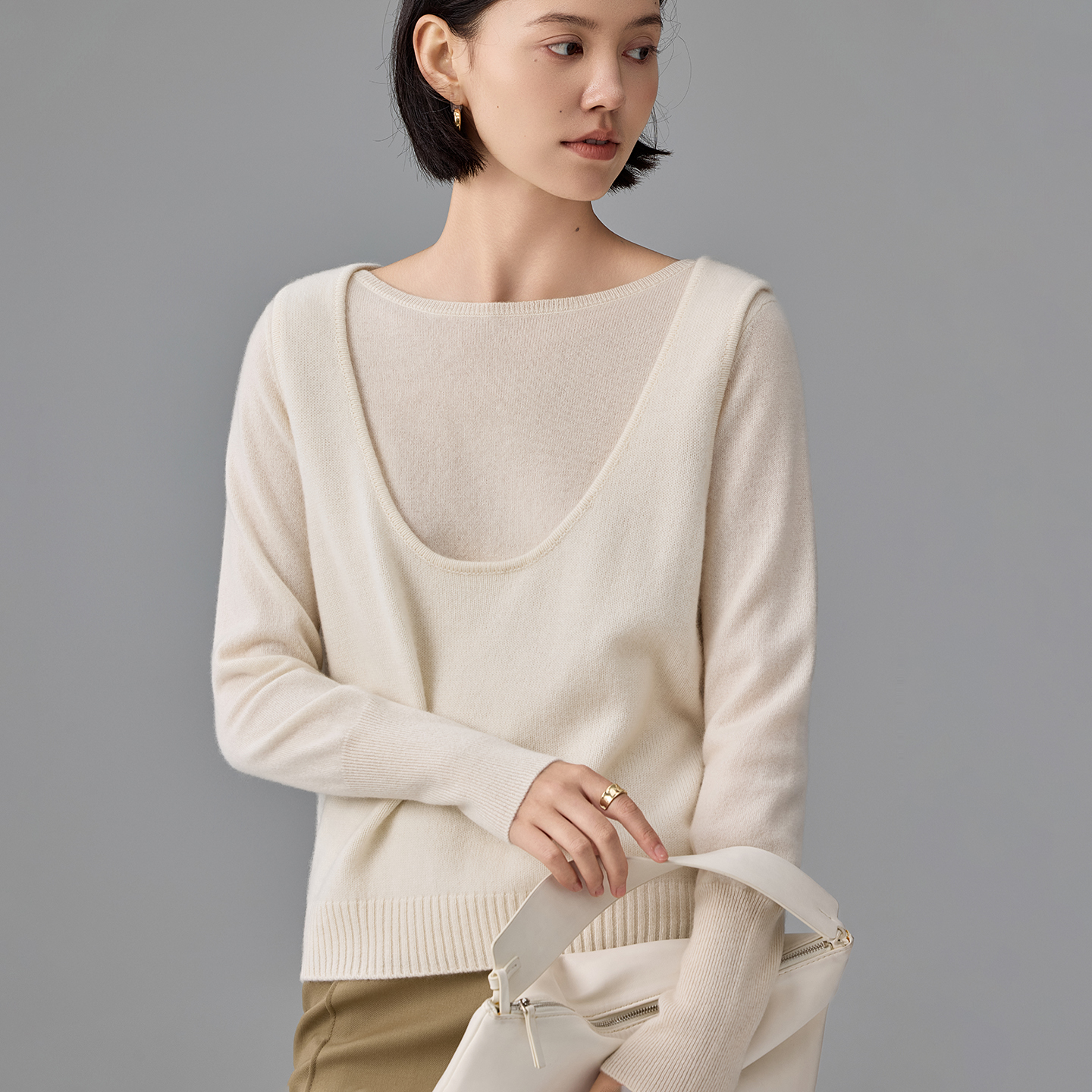2025秋冬新款100纯山羊绒衫女U领宽松加厚保暖小坎肩百搭针织背心