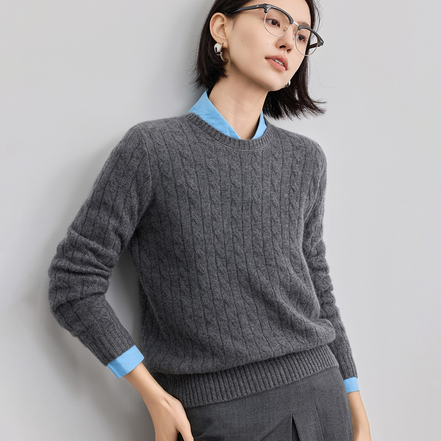 2025秋冬新款100%山羊绒衫女圆领加厚麻花针织打底衫毛衣宽松显瘦,女装/女士精品,羊绒衫,淘宝优惠券,粉丝福利购,淘宝优惠卷