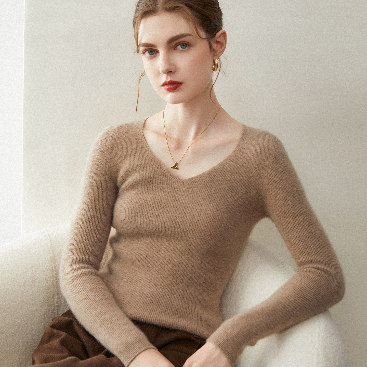 秋冬新款V领100%纯山羊绒衫女长袖修身显瘦百搭打底毛衣针织上衣,女装/女士精品,羊绒衫,淘宝优惠券,粉丝福利购,淘宝优惠卷