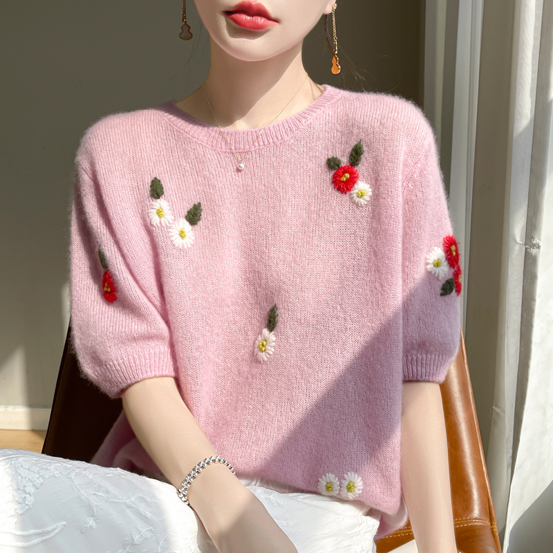 丝羊绒小花刺绣圆领薄款针织短袖