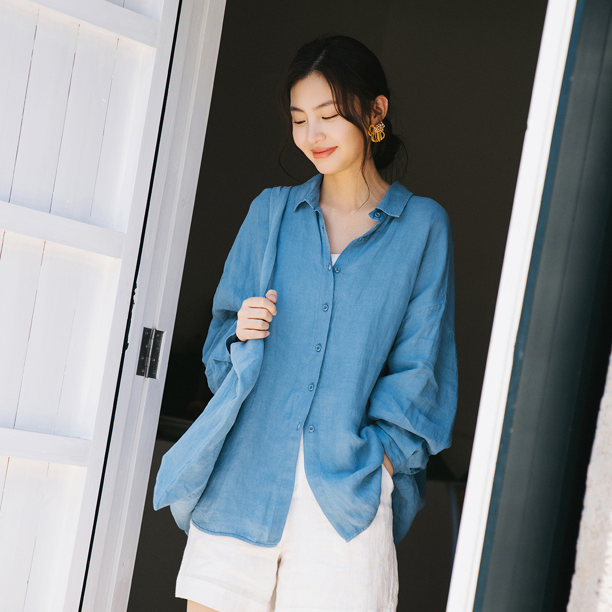 梭家｜关于想象｜简约随性湖蓝色汉麻落肩衬衫夏季女宽松长袖上衣