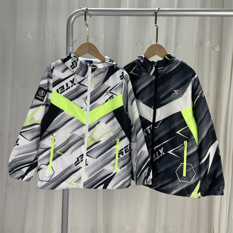 特BU品牌撤柜童装大童男童梭织薄外套学生儿童春秋连帽休闲服风衣