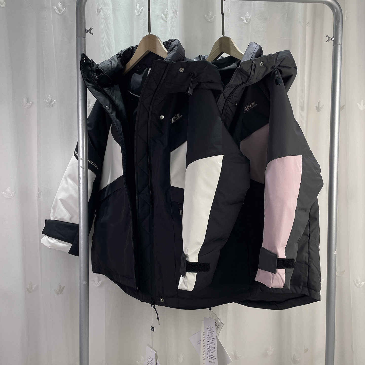 BJS品牌撤柜童装大童男女拼色连帽羽绒服青少年鸭绒保暖外套亲子