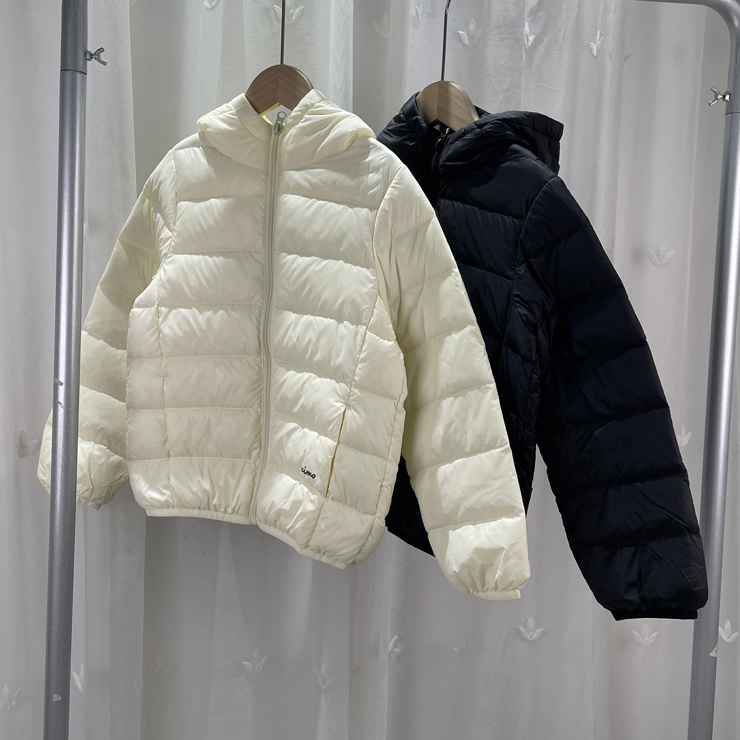 XM品牌折扣童装中大童男女童连帽轻薄羽绒服儿童冬季鸭绒保暖外套