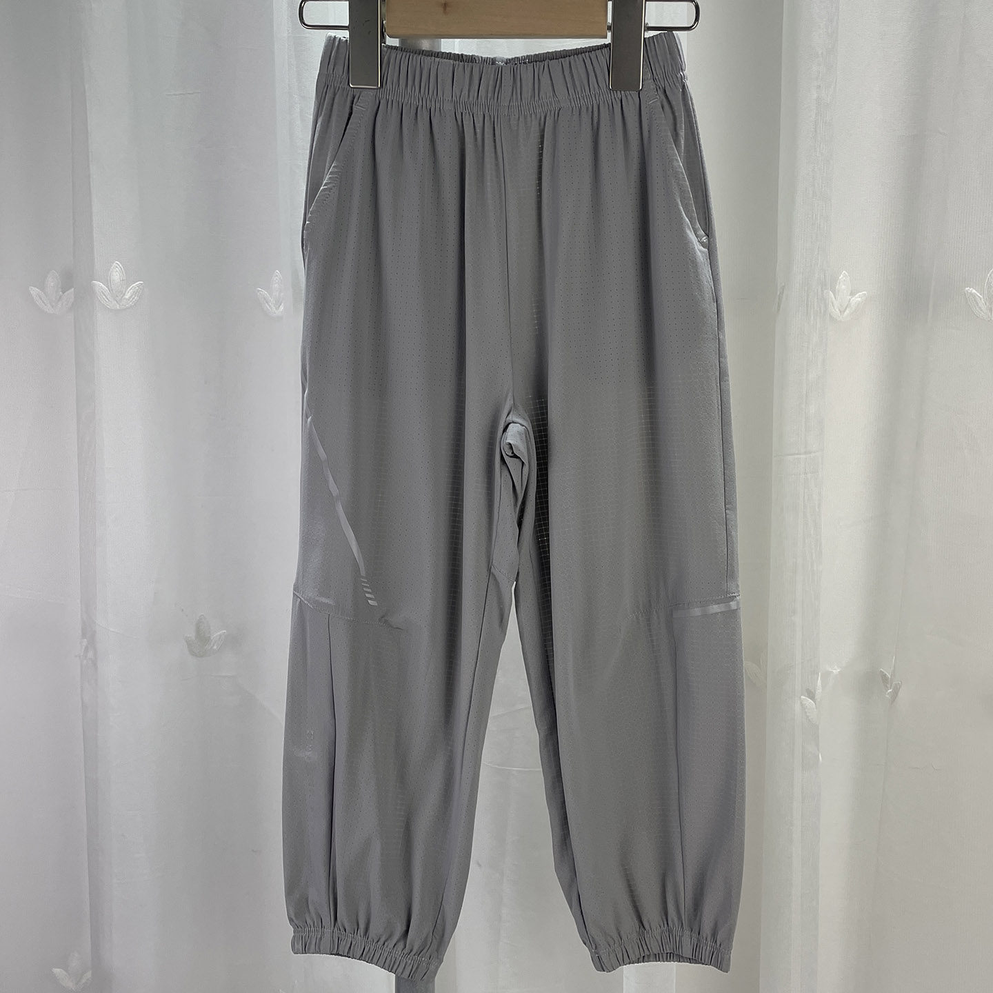 粒品牌折扣童装男女中大童速干长裤青少年儿童夏季薄款防蚊裤亲子