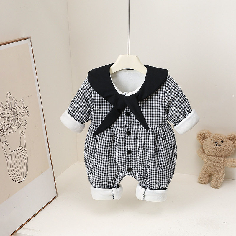 秋冬婴幼儿薄棉加绒外套可爱衣服