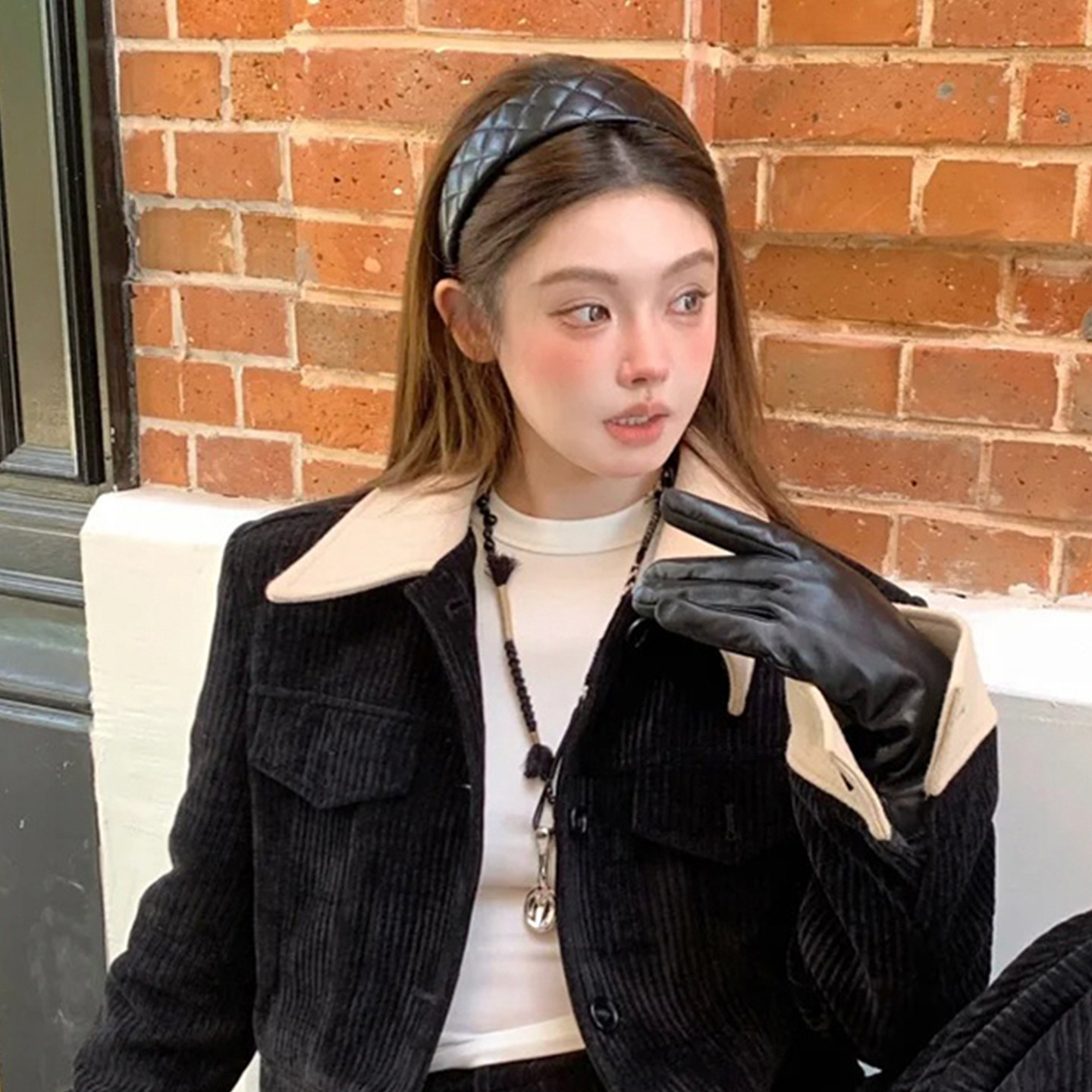 ins甜酷黑色格纹皮发箍秋冬2025年新款韩国气质宽边头箍头饰发饰