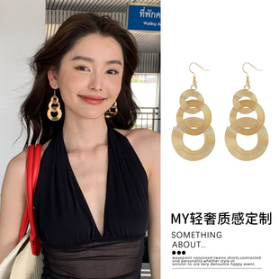甜酷金色圆圈耳环女2025年新款 复古港风 耳坠气质夸张高级感耳饰