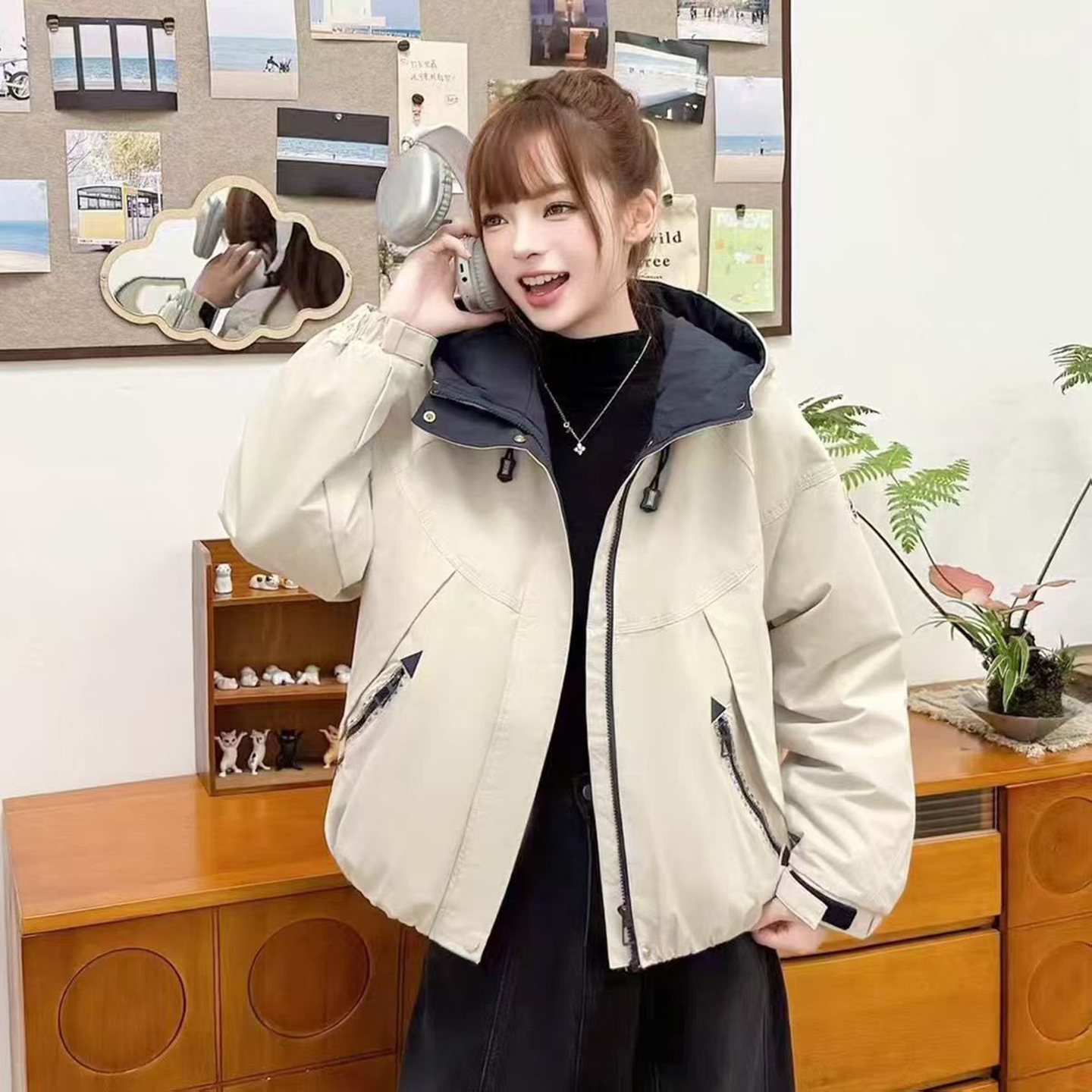 时尚撞色连帽加绒加厚冲锋衣外套女2025冬季新款保暖减龄棉服上衣