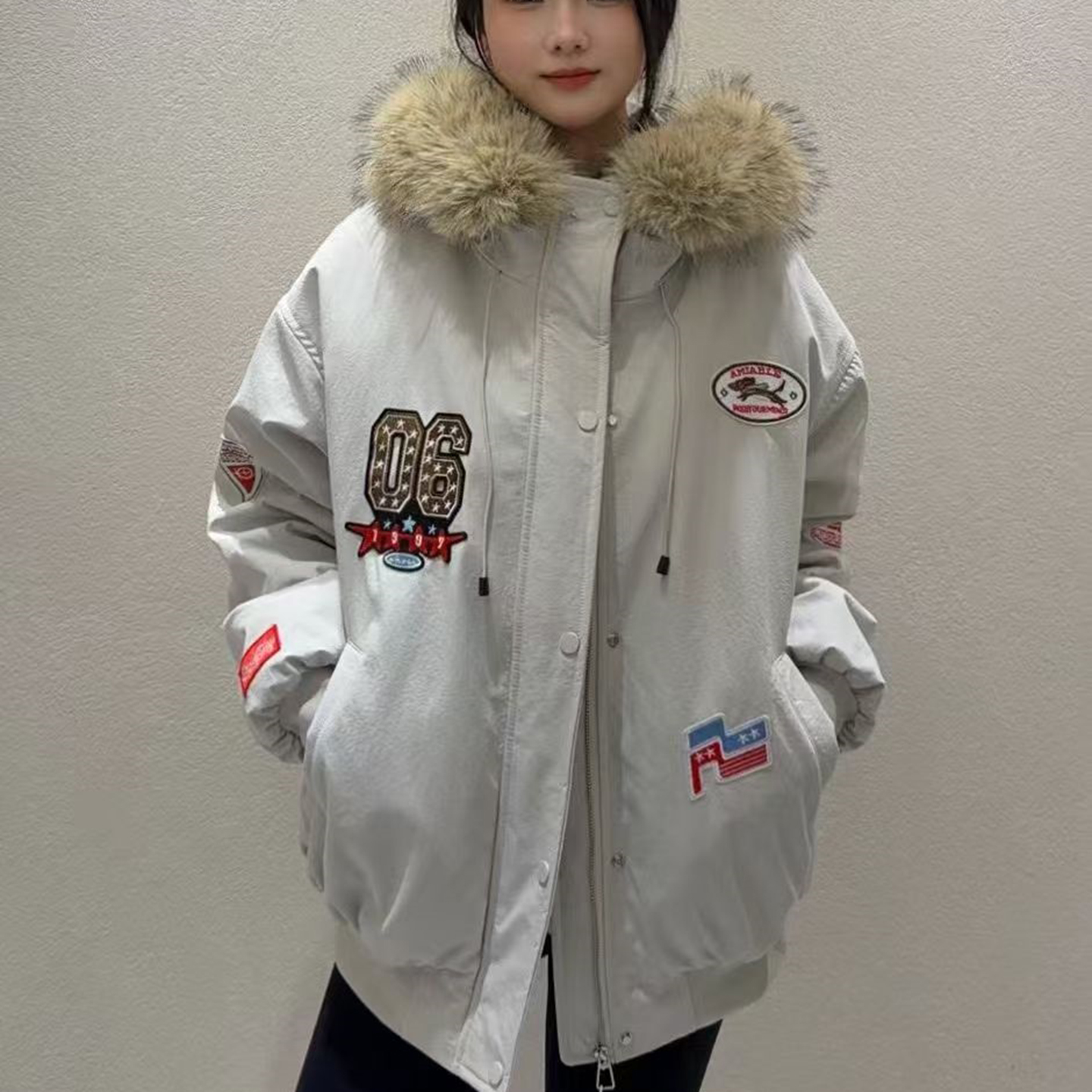 复古时尚连帽毛领加绒派克服女2025冬季新款宽松显瘦百搭刺绣外套