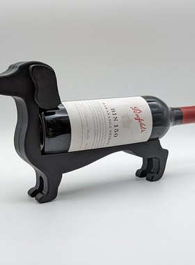 一个创意 Dachshund Wine Bottle Holder 可爱腊肠狗红酒架摆件