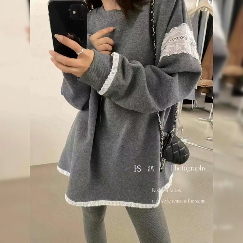 欧洲站圆领蕾丝拼接卫衣女2026冬季新款时尚百搭宽松外套上衣女潮