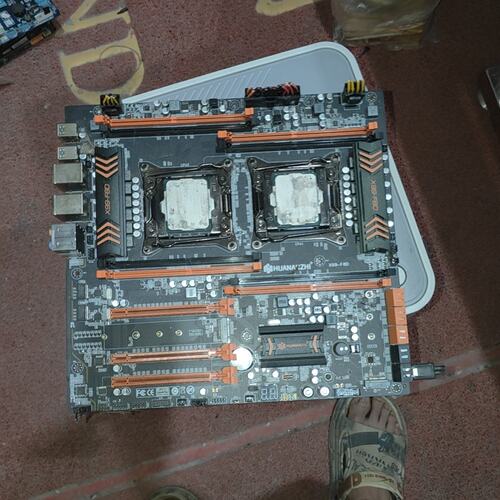 议价华南金牌X99-F8D双路主板+两颗E5-2696V3处理器