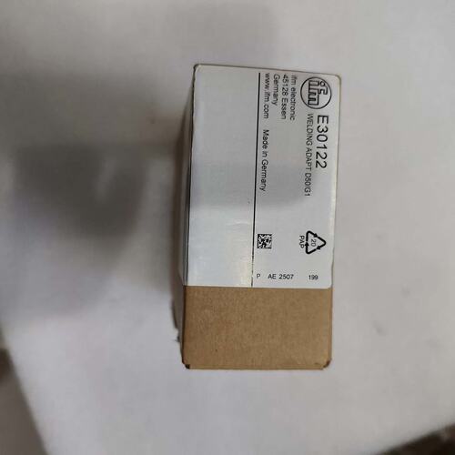 议价工程剩余全新原装易福门E30122，现货两个，放一个包装
