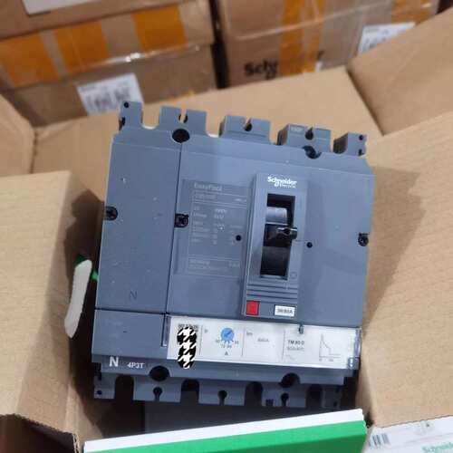 议价施耐德塑壳断路器CVS100F 4P 63A 80A 100