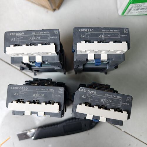 议价施耐德LX9FG220接触器线圈，原装，成色全新，带铁芯