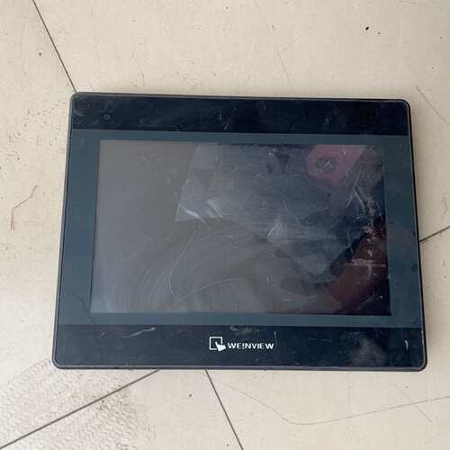 议价出威纶触摸屏一台，型号TPC6102i，V6WV，成色如图实