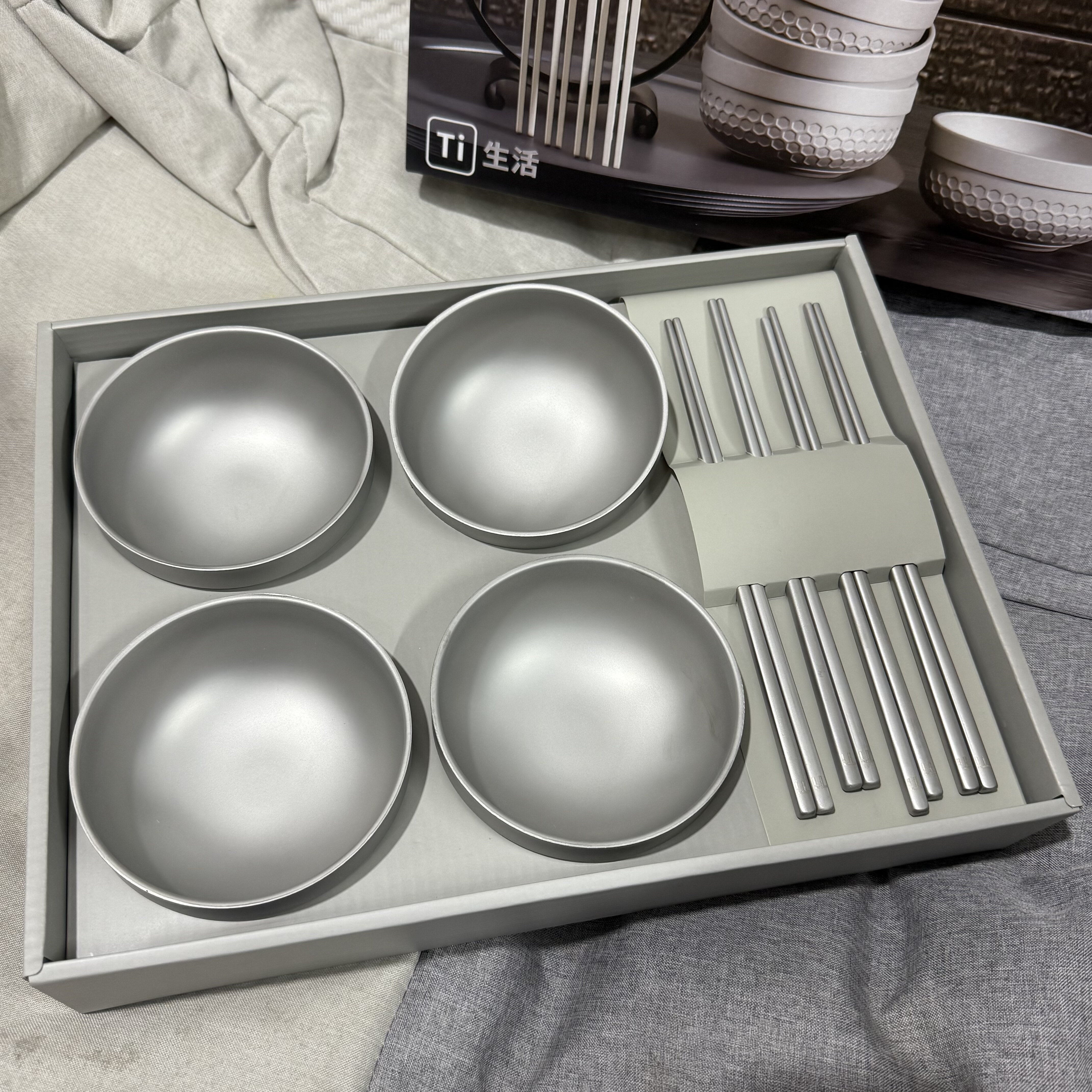 钛饭碗筷子四季钛碗套装，义乌发