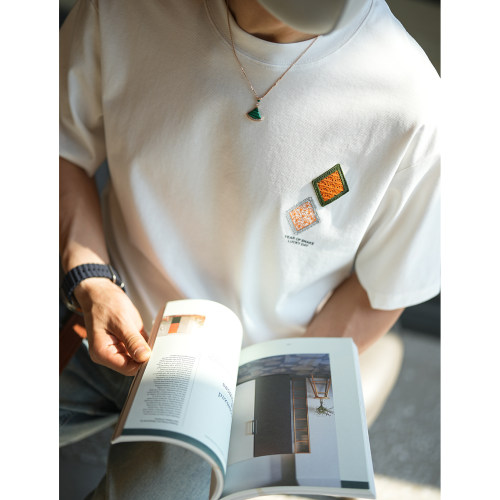 日系复古几何贴布刺绣圆领半袖衫