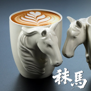 田代设计感骏马浮雕系列咖啡杯草灰釉手工小众马克杯高颜值陶瓷