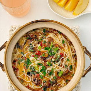 云南松茸菌菇鸡汤米线 原味/辣味 （口味鲜香清淡）