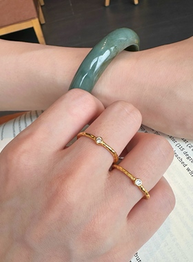 「轻金集」 古法点钻金色锤纹戒指女简约复古素圈活口指环叠戴