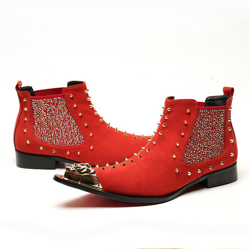 青年韩版铆钉欧美时尚风工装靴子