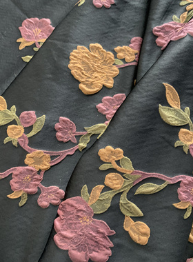 2025春复古系列158cm宽幅超柔软黑色底紫色花卉色织挺阔提花面料