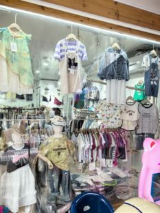实体童装断码处理中小童男女孩棉衣羽绒服棉裤卫衣卫裤线衫