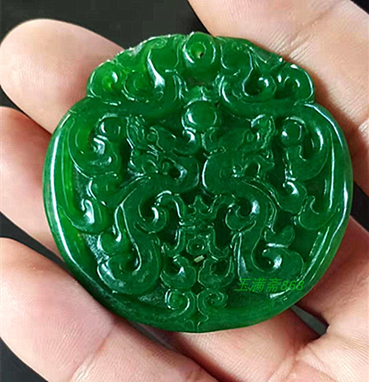 翡翠玉石挂件龙吊坠