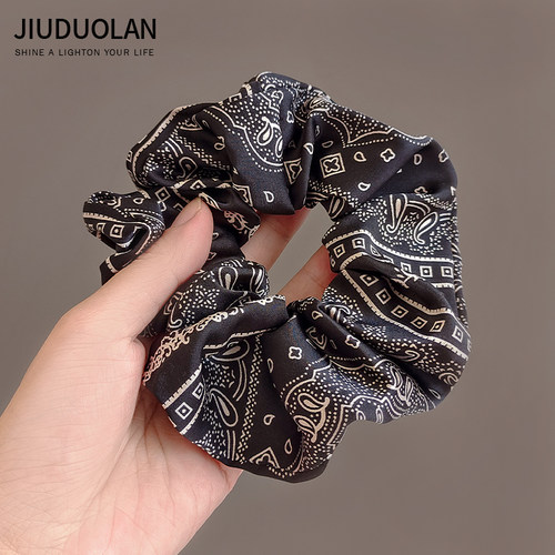 小格调高颅顶腰果花发箍女