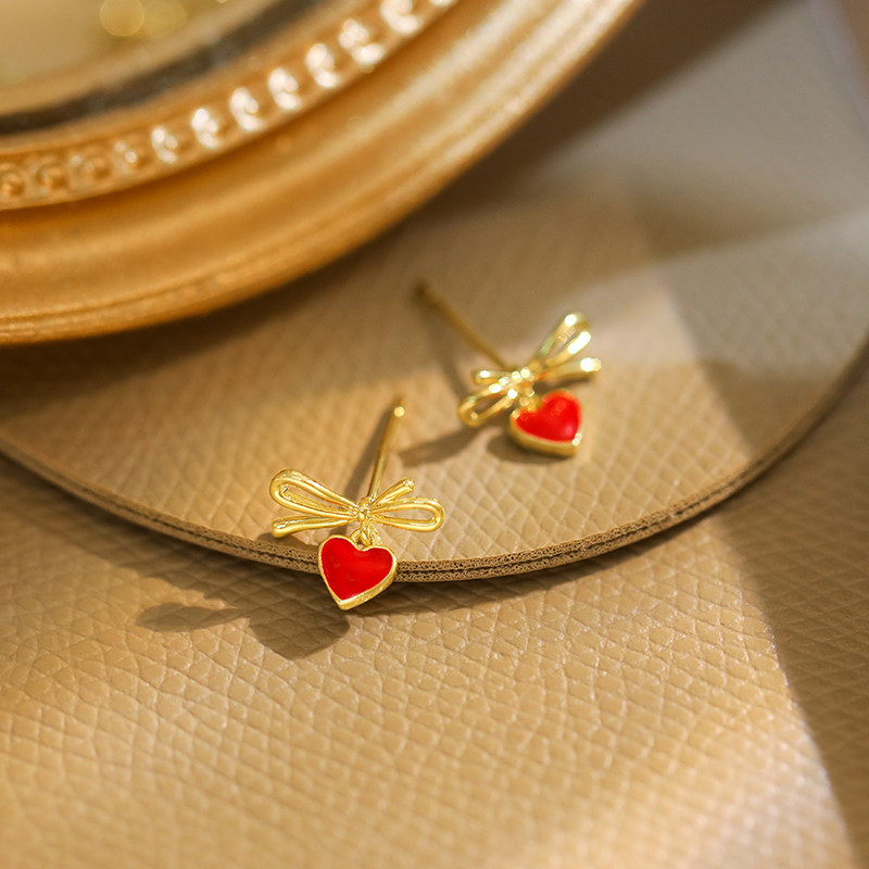 蝴蝶结爱心耳钉2021年新款潮小巧简约红色耳环女气质秋冬过年耳饰